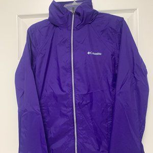 Columbia Purple Lightweight Rain Jacket with hidden hood Size M